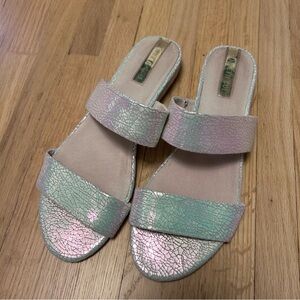 Kenneth Cole Iridescent Sandals, Worn once, Size: 8